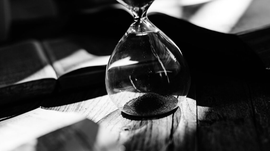 IL PASSATO E IL FUTURO? DELUSIONE CONTINUA! …E IL PRESENTE?