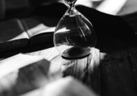 IL PASSATO E IL FUTURO? DELUSIONE CONTINUA! …E IL PRESENTE?